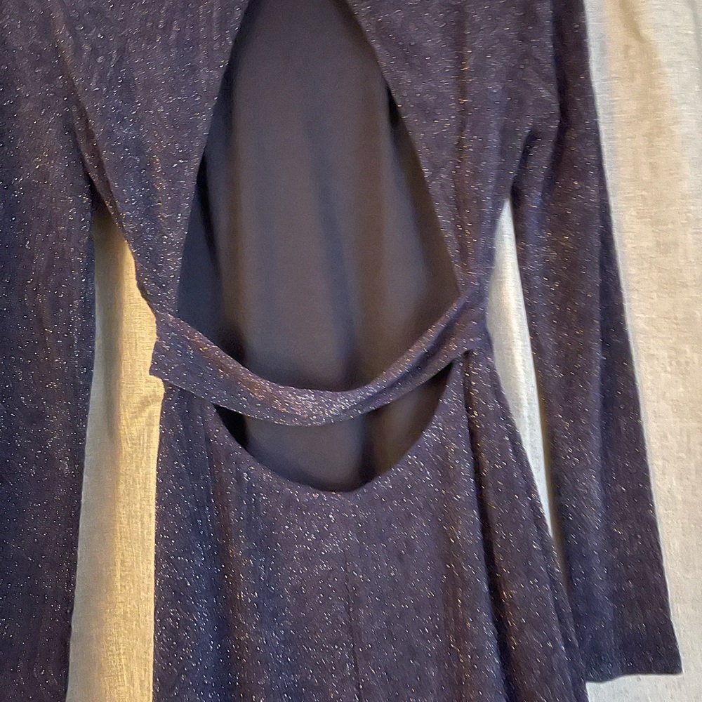 Beautiful dark blue long flowing dress - Picture 11 of 16